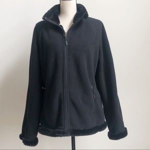 GreenTea Black Fleece Jacket with Faux Fur Trim